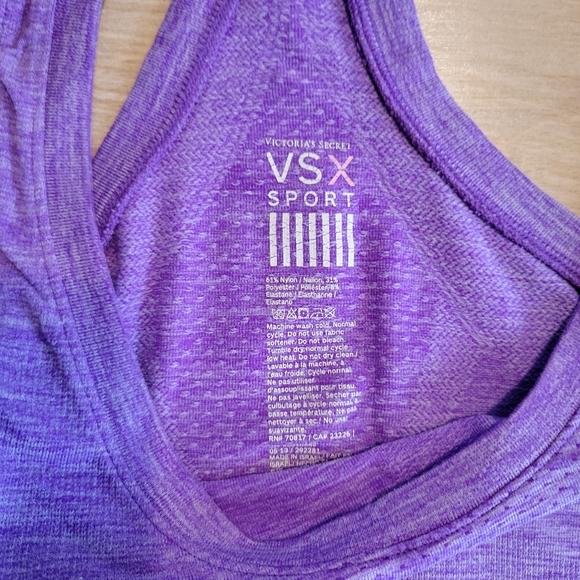 FREE WITH BUNDLE Victoria's Secret VSX sport tank top purple size small - Picture 3 of 4
